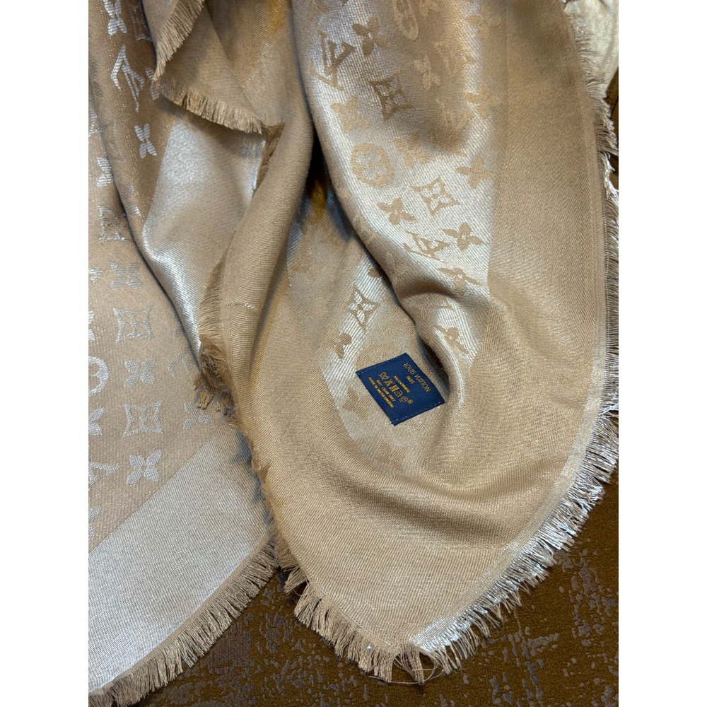 $299 flat sale Louis Vuitton Monogram Shawl Beige Silver 100% Cashmere Fringed